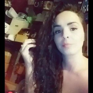 Meet your Posher, Luciana